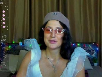 AliannaSoloKisses — bongacams