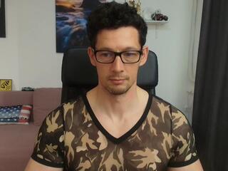 Brutus K — webcam model online on flirt4free