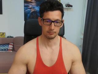 Brutus K — webcam model online on flirt4free