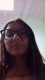 Yvonne_Collins — Cam4 stream photo (May 2026)