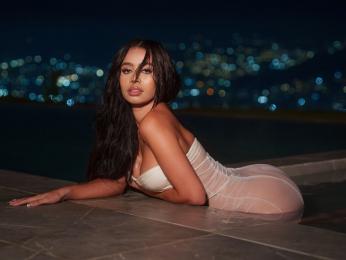 PaolaFalcone — webcam model online on livejasmin