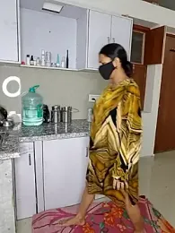 riya190 — Stripchat stream photo (Apr 2026)