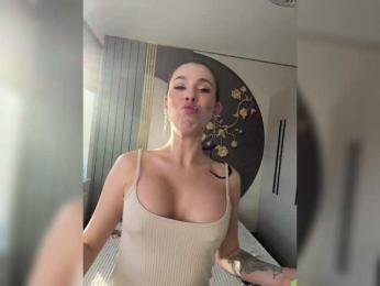 jamaykaa — webcam model online on bongacams