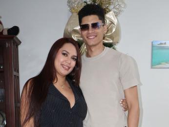 DerekAndMia — livejasmin