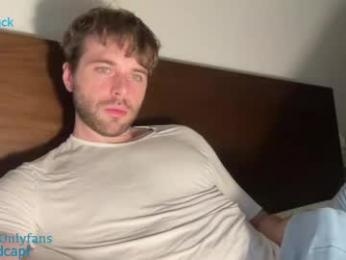 hot8pack01 — webcam model online on chaturbate