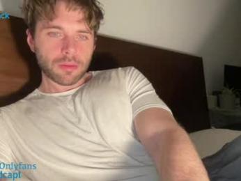 hot8pack01 — Chaturbate stream photo (Apr 2026)
