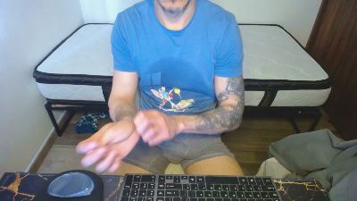 Lealboy — webcam model online on cam4