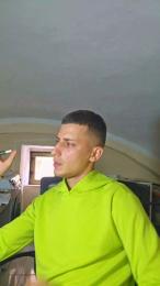 robinodxxx — webcam model online on cam4