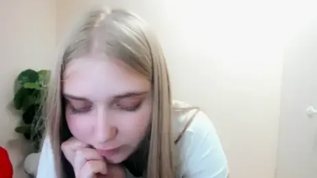 Adr1ana_ — Stripchat stream photo (Nov 2023)