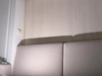 lesi_moonie — webcam model online on chaturbate