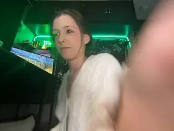 Thedeepwebcutie — Stripchat stream photo (Apr 2026)