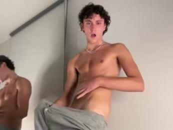 loves_leo — Chaturbate stream photo (Apr 2026)