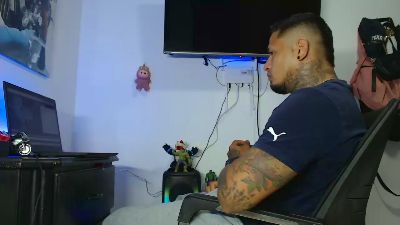 SR_Fuerte — webcam model online on cam4