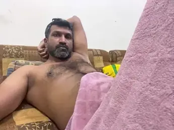 Black_Bull041988 — webcam model online on stripchat