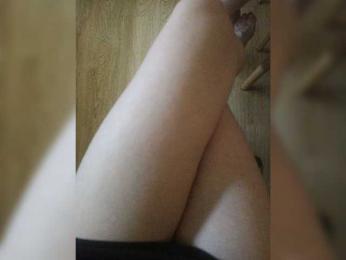 Nepechalka — webcam model online on bongacams