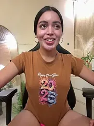 TS-SimplyTheBest — webcam model online on stripchat