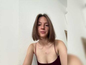 EllieTonee — webcam model online on bongacams
