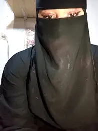 -Batta- — Stripchat stream photo (Apr 2026)