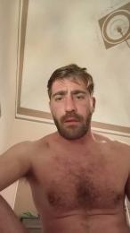 Giochicchio46 — webcam model online on cam4