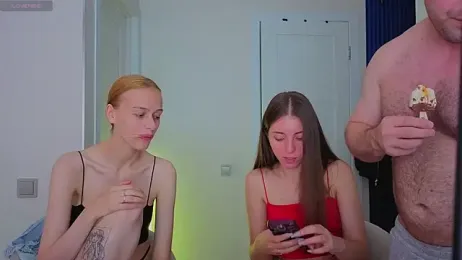 fcjuicy_pussy — webcam model online on stripchat