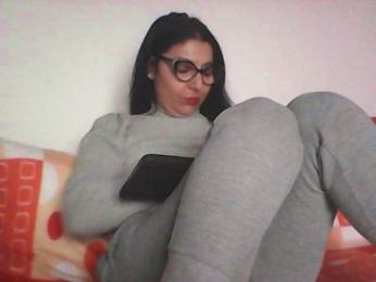 robertabarbara — webcam model online on cam4