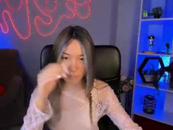helli_belli — Chaturbate stream photo (Aug 2026)