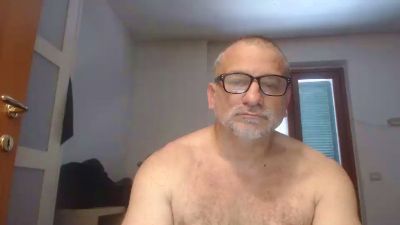 915051 — webcam model online on cam4