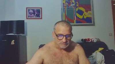 915051 — webcam model online on cam4