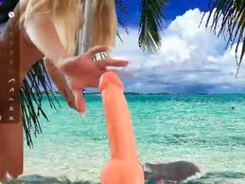 sassyt33n — webcam model online on chaturbate