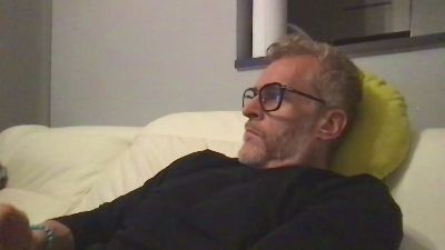 Axl_hot — webcam model online on cam4