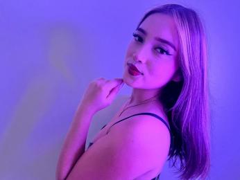 LiaNumia — webcam model online on livejasmin
