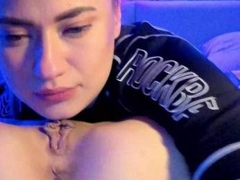 2Laski2 — webcam model online on bongacams