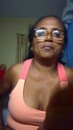 momsexy_xxx — Cam4 stream photo (Apr 2026)