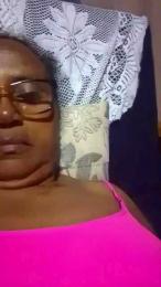 momsexy_xxx — Cam4 stream photo (Apr 2026)