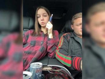 CandySurprise19 — webcam model online on bongacams