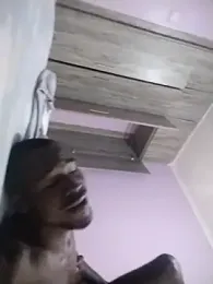 Bantanaboy3 — webcam model online on stripchat