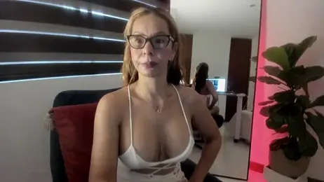 AvaCollinss — Stripchat stream photo (Apr 2026)