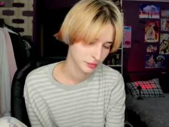 sweet_peach__ — Chaturbate stream photo (Aug 2026)