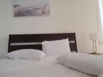 summerthestunner — webcam model online on chaturbate