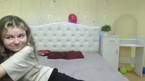 TinaRedly — Stripchat stream photo (Nov 2023)