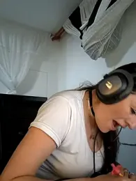 LuisaFernanda170823 — stripchat