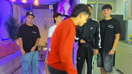 Houseofwarrios — webcam model online on stripchat