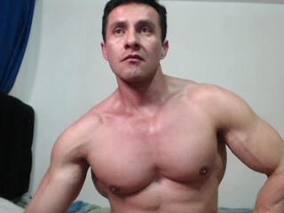 Edde Max — webcam model online on flirt4free