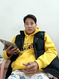 BlueSky-7 — Stripchat stream photo (Jan 2025)