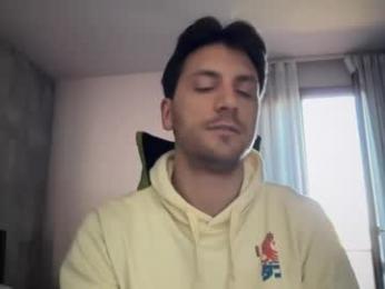 calciatore94 — Chaturbate stream photo (Apr 2026)