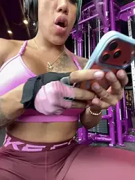 LushianaFitness — webcam model online on stripchat