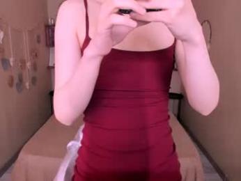 roxy_kisss — webcam model online on chaturbate