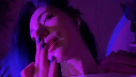 _vixenp — webcam model online on stripchat