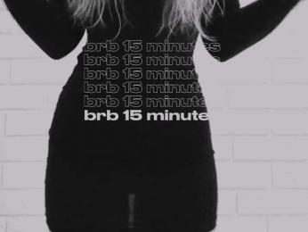 PinkFoxya — webcam model online on bongacams