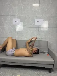 cyj860 — Stripchat stream photo (Jun 2026)